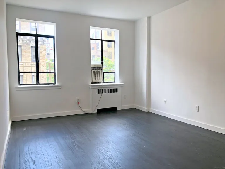New York City Real Estate | View 250 West 24th Street, 5FW | room 1 | View 2