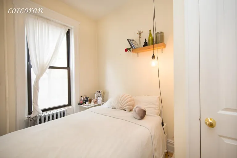 New York City Real Estate | View 989 Seneca Avenue, 2 | Bedroom 1 | View 7