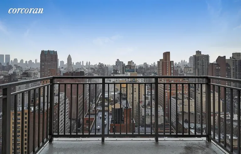 New York City Real Estate | View 301 East 79th Street, 30B | 2 Beds, 2 Baths | View 1