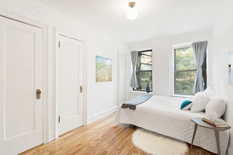 New York City Real Estate | View 400 Lincoln Place, 1D | room 3 | View 4