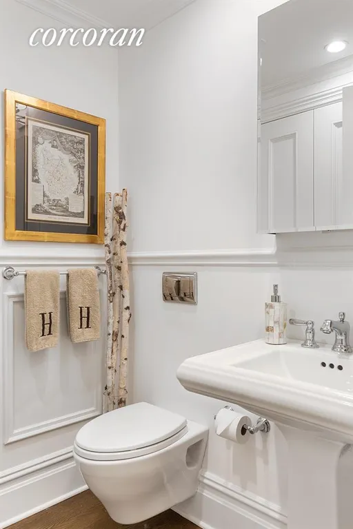 New York City Real Estate | View 41 West 72Nd Street, 9F | Half Bath | View 18