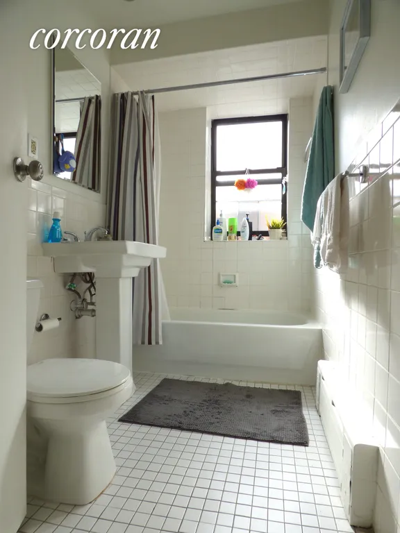 New York City Real Estate | View 50 West 105th Street, 4A | Bathroom | View 6