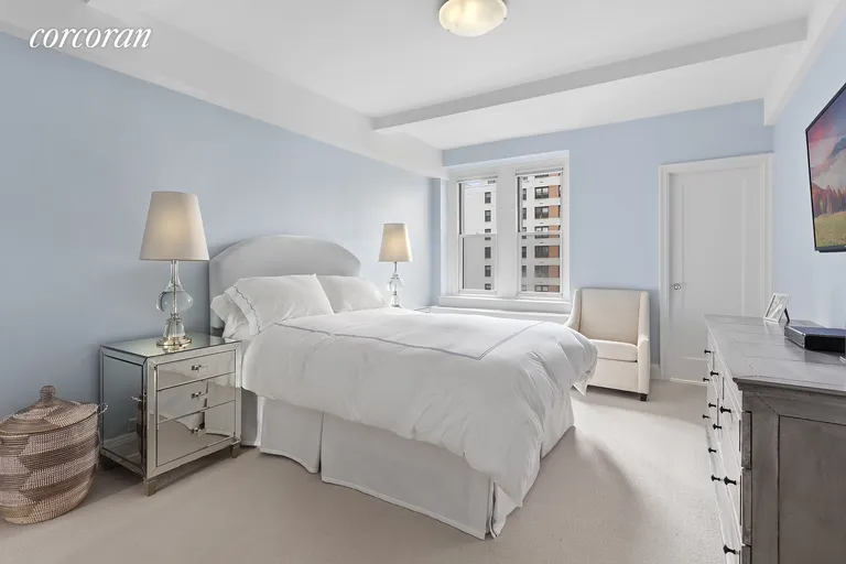 New York City Real Estate | View 315 East 68th Street, 10S | room 2 | View 3