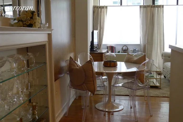 New York City Real Estate | View 140 West 23rd Street, 5D | Room to dine | View 2