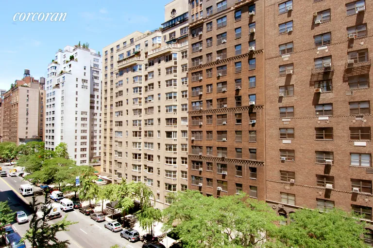 New York City Real Estate | View 230 East 79th Street, 10D | 1 Bath | View 1