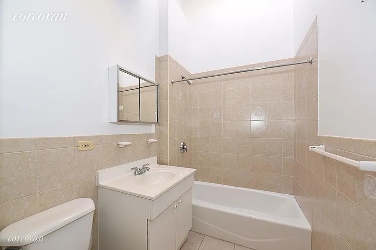 New York City Real Estate | View 45-02 Ditmars Boulevard, 526 | room 6 | View 7
