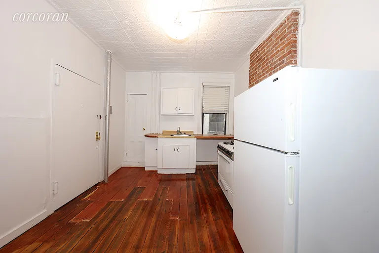 New York City Real Estate | View 268 West 12th Street, 2W | room 10 | View 11