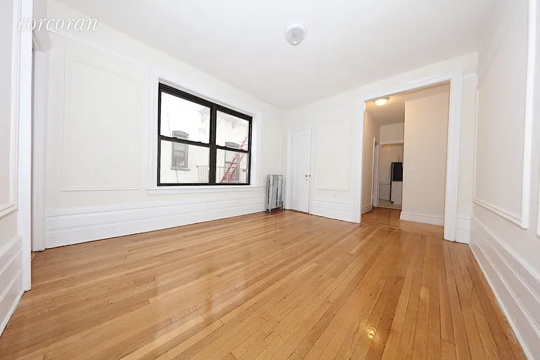 New York City Real Estate | View 30-86 32nd Street, 25 | room 4 | View 5