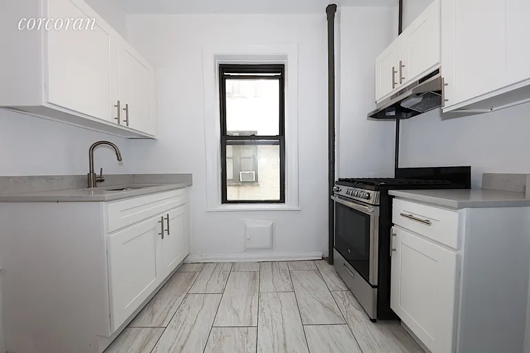 New York City Real Estate | View 30-86 32nd Street, 25 | room 1 | View 2