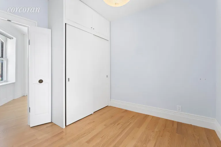 New York City Real Estate | View 25 Charles Street, 5A | Queen Sized Bedroom | View 7