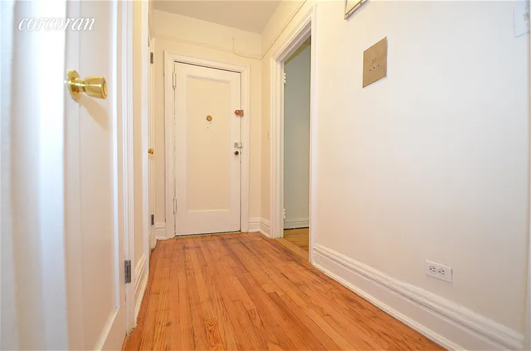 New York City Real Estate | View 25-90 35th Street, 3L | room 4 | View 5