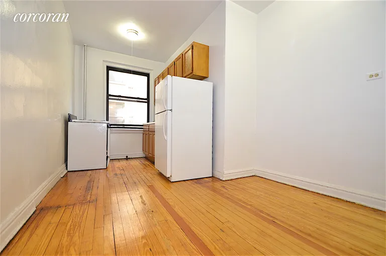New York City Real Estate | View 25-90 35th Street, 3L | room 6 | View 7
