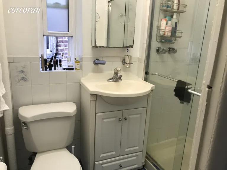 New York City Real Estate | View 15 Columbia Place, 3 | room 6 | View 7
