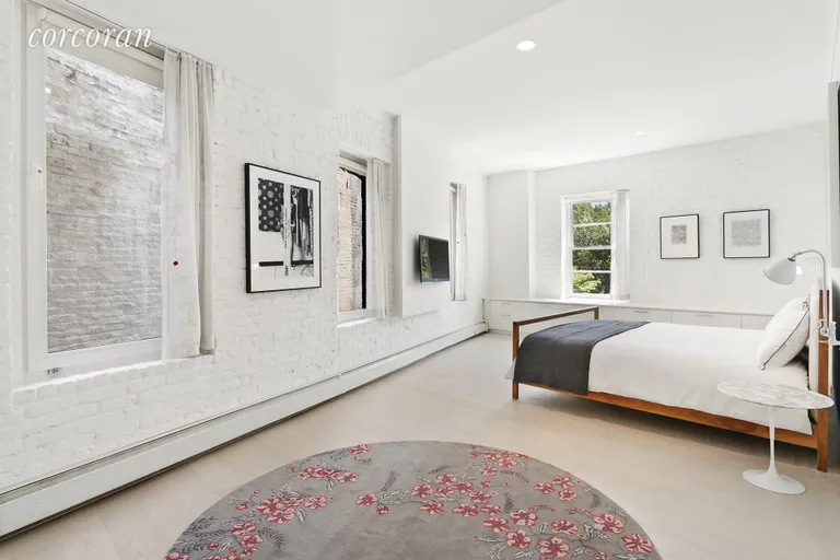 New York City Real Estate | View 719 Greenwich Street, 4S | room 6 | View 7