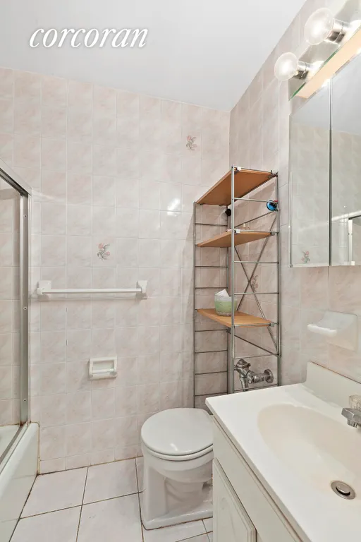 New York City Real Estate | View 317 West 54th Street, 4B | Soaking tub | View 5