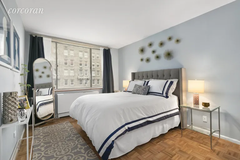 New York City Real Estate | View 130 West 79th Street, 9C | room 2 | View 3