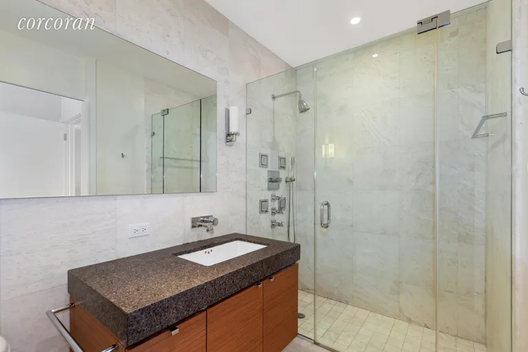 New York City Real Estate | View 170 East 87th Street, W17D | room 4 | View 5
