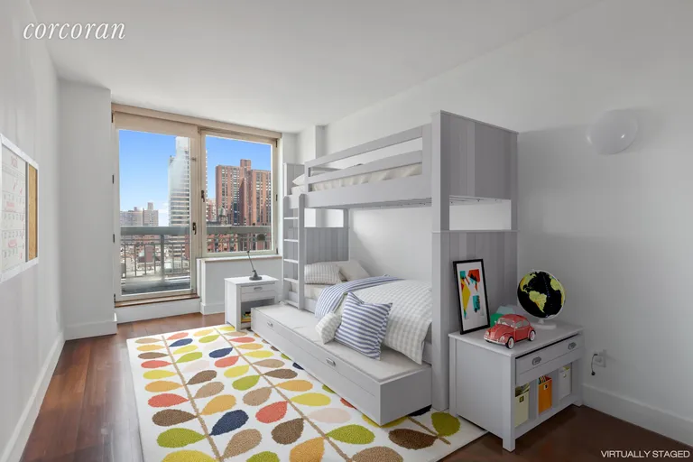 New York City Real Estate | View 170 East 87th Street, W17D | room 5 | View 6