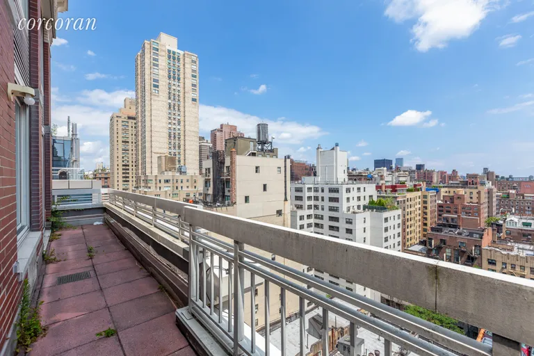 New York City Real Estate | View 170 East 87th Street, W17D | room 7 | View 8