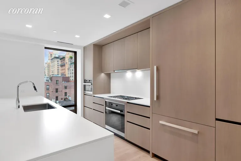 New York City Real Estate | View 200 East 21st Street, 7A | room 4 | View 5