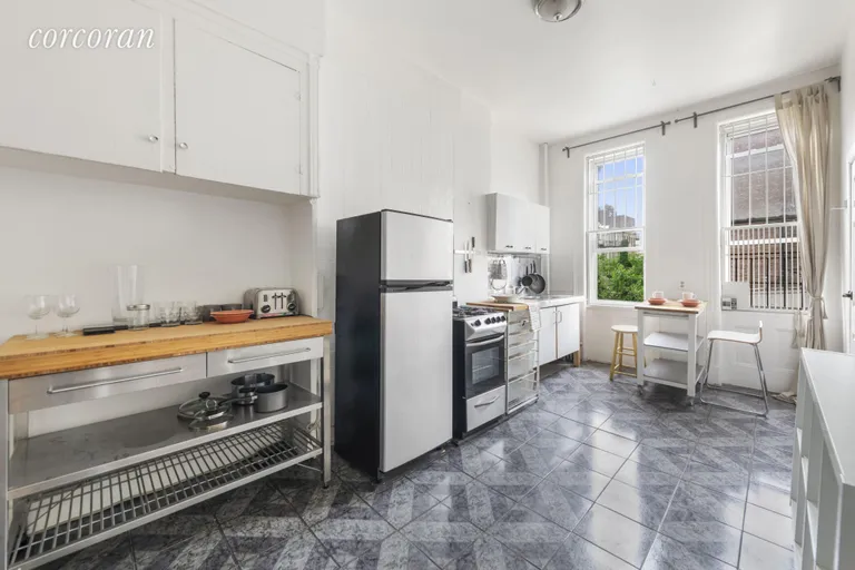 New York City Real Estate | View 181 Irving Avenue, 2L | room 4 | View 5