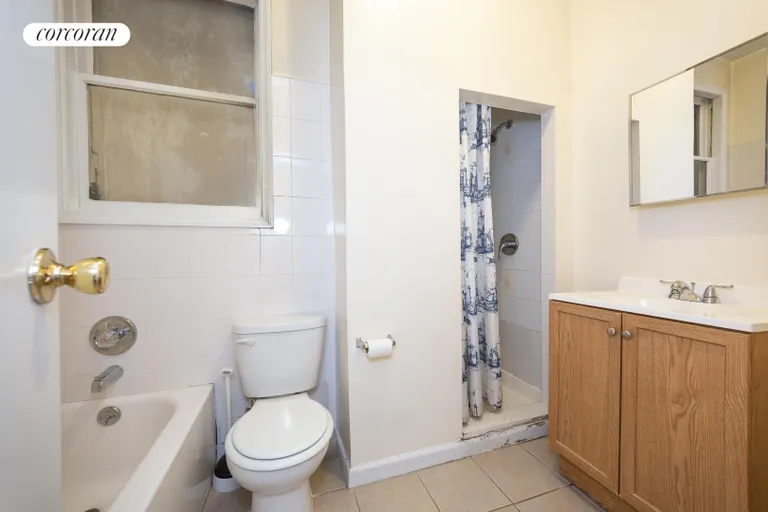 New York City Real Estate | View 219 5th Avenue, 2R | room 6 | View 7