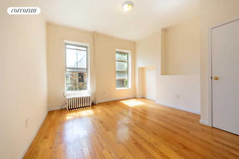 New York City Real Estate | View 219 5th Avenue, 2R | room 4 | View 5