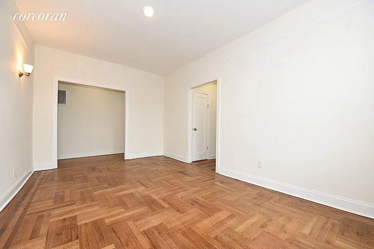 New York City Real Estate | View 34-06 32nd Street, 6C | room 3 | View 4