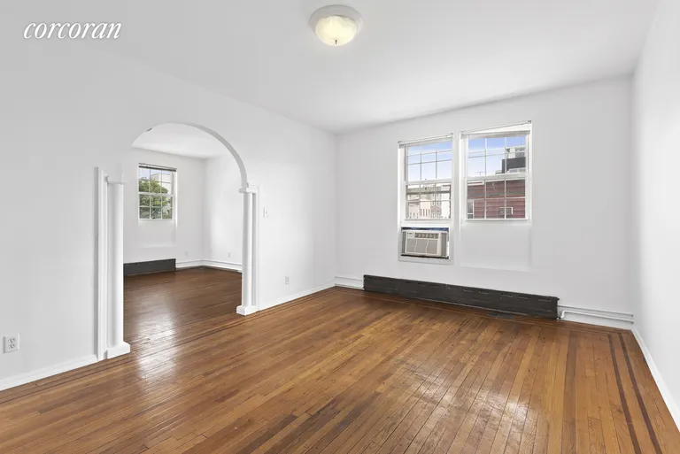 New York City Real Estate | View 636 Metropolitan Avenue, 3 | room 1 | View 2