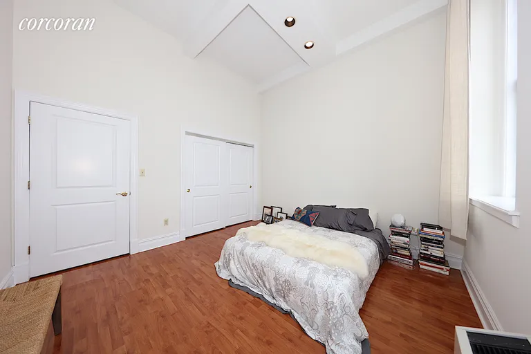 New York City Real Estate | View 45-02 Ditmars Boulevard, 530 | room 7 | View 8