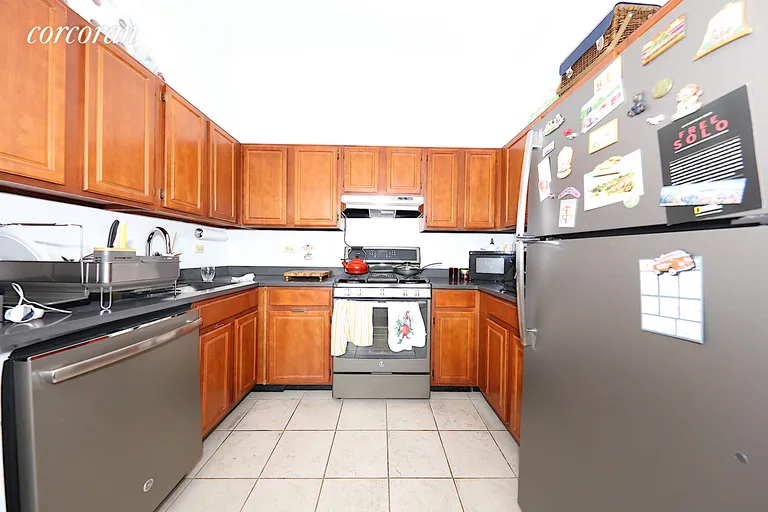 New York City Real Estate | View 45-02 Ditmars Boulevard, 530 | room 1 | View 2