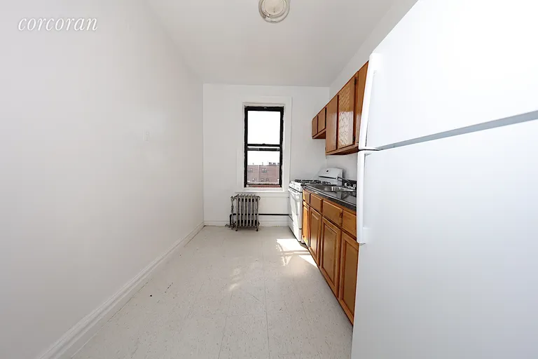 New York City Real Estate | View 26-80 30th Street, 6N | room 9 | View 10