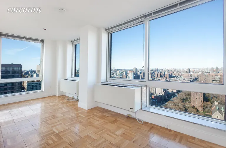 New York City Real Estate | View 215-217 East 96th Street, 31G | room 1 | View 2