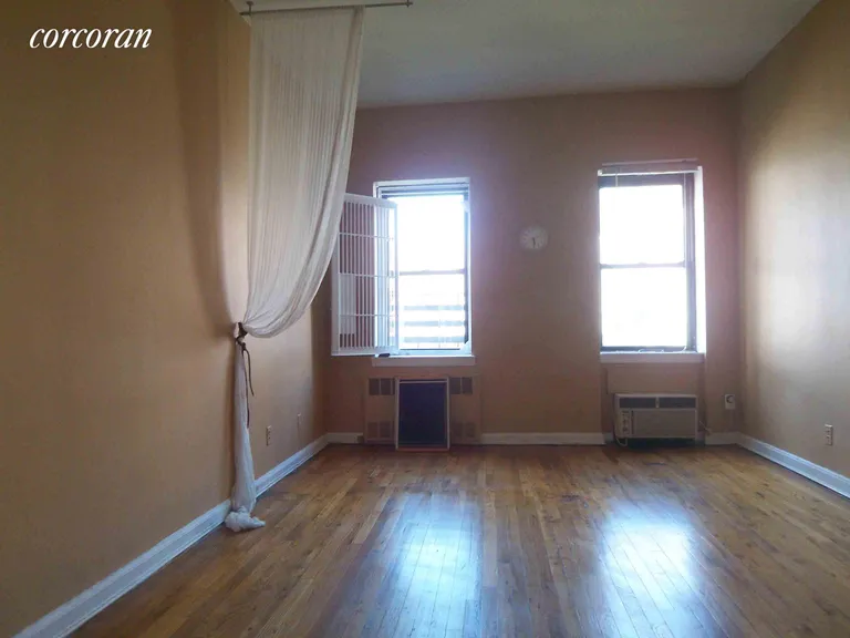 New York City Real Estate | View 416 East 83rd Street, D5 | room 2 | View 3