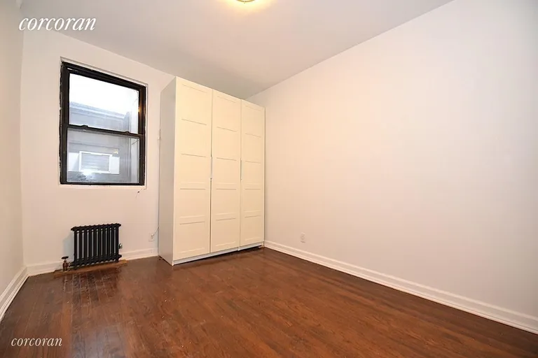 New York City Real Estate | View 301 East 95th Street, 4B | room 6 | View 7