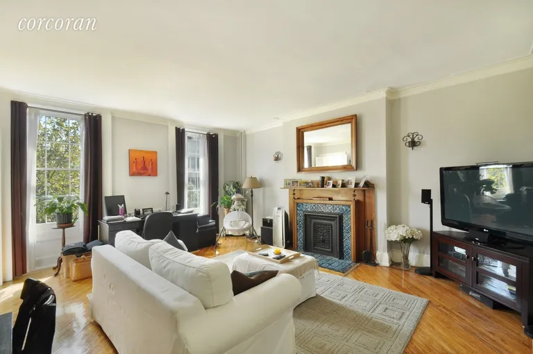 New York City Real Estate | View 5 Monroe Place, 3 | 2 Beds, 1 Bath | View 1