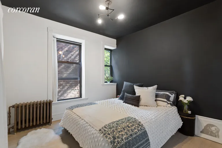 New York City Real Estate | View 416 Clermont Avenue, 3R | room 3 | View 4
