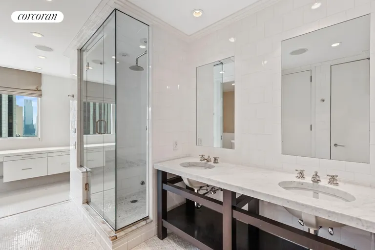 New York City Real Estate | View 500 Park Avenue, 30A | Master Bathroom | View 6