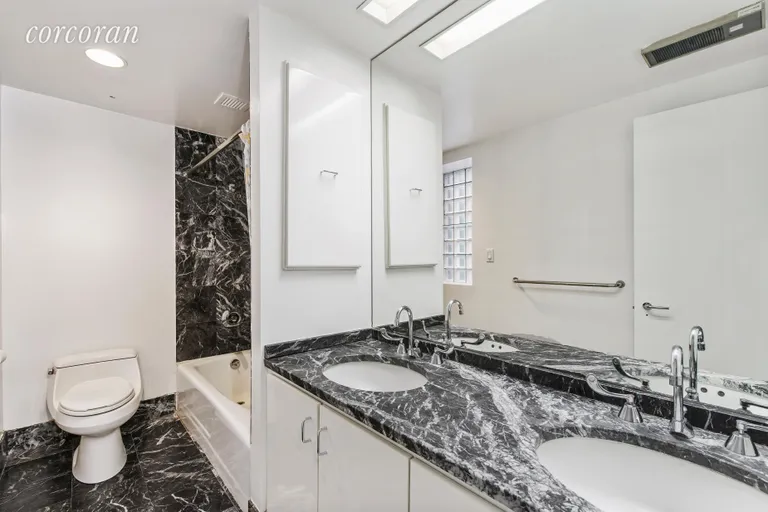 New York City Real Estate | View 216 East 47th Street, 3B | room 2 | View 3