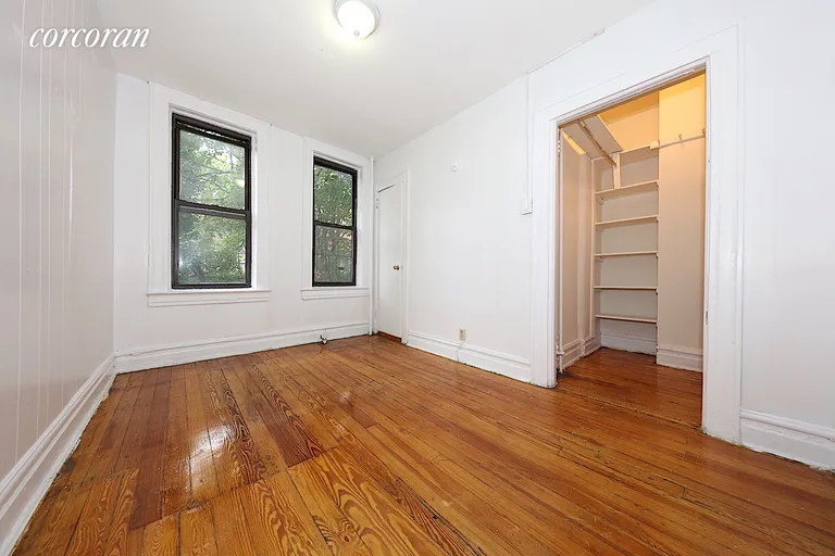 New York City Real Estate | View 30-18 43rd Street, 6 | room 4 | View 5