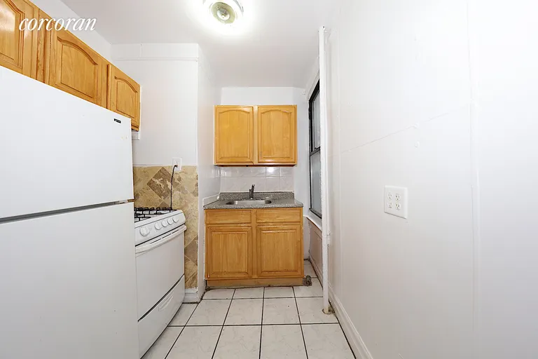 New York City Real Estate | View 30-18 43rd Street, 6 | room 8 | View 9