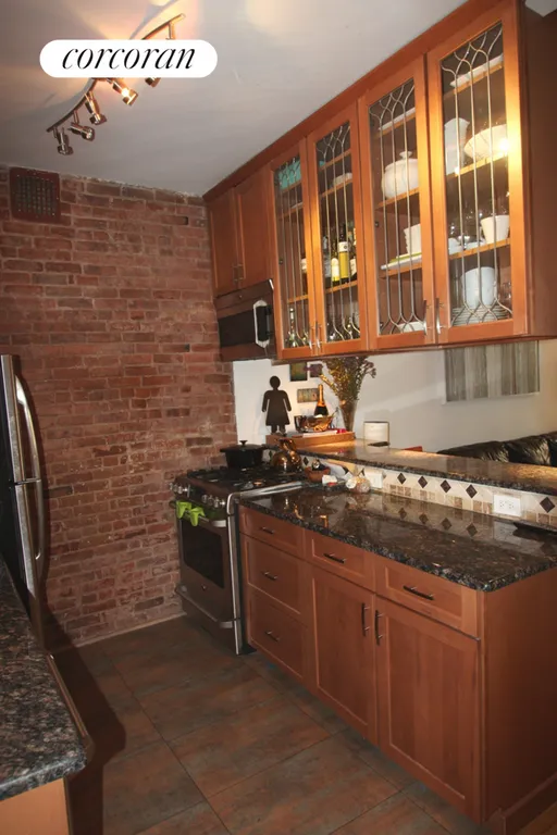 New York City Real Estate | View 259 West 85th Street, 4 | room 5 | View 6