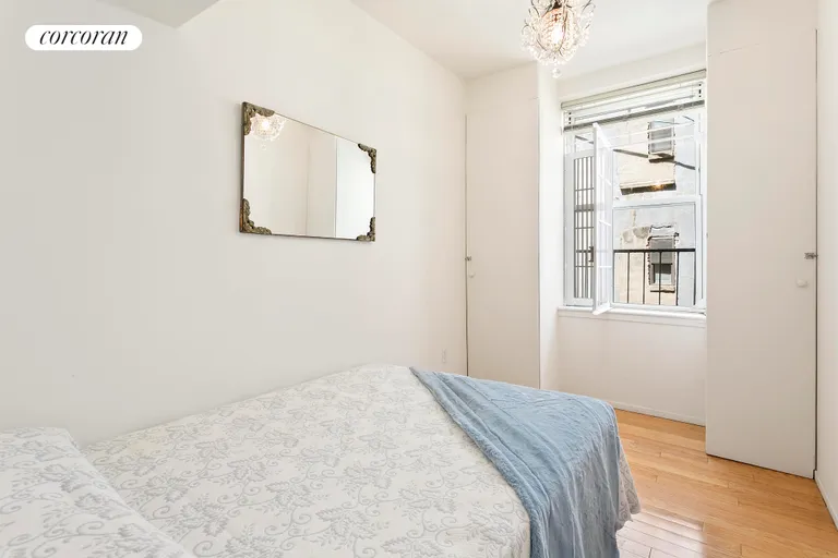 New York City Real Estate | View 101 Thompson Street, 12 | room 1 | View 2