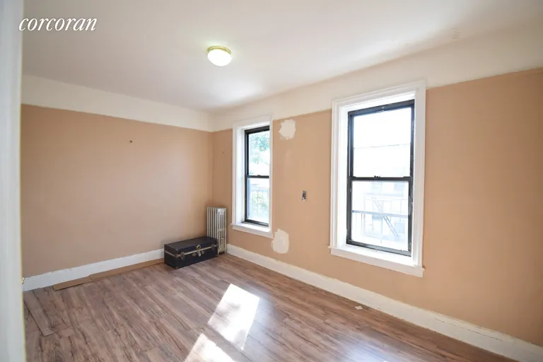 New York City Real Estate | View 1647 Summerfield Street, 3R | room 4 | View 5