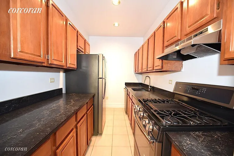 New York City Real Estate | View 45-02 Ditmars Boulevard, 427 | room 6 | View 7