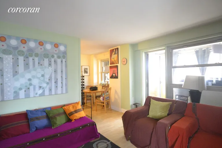 New York City Real Estate | View 70 La Salle Street, 14G | Separate dining area | View 10