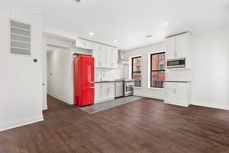 New York City Real Estate | View 320 Macon Street, 2B | 2 Beds, 1 Bath | View 1