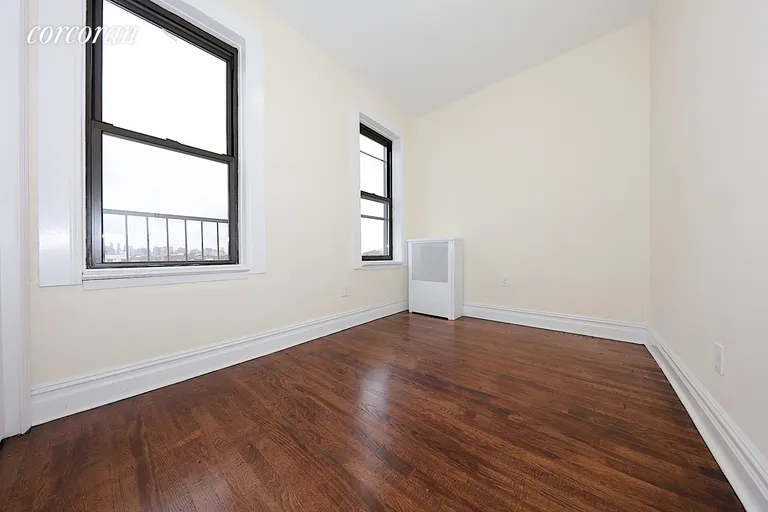 New York City Real Estate | View 30-90 38th Street, 4R | room 6 | View 7