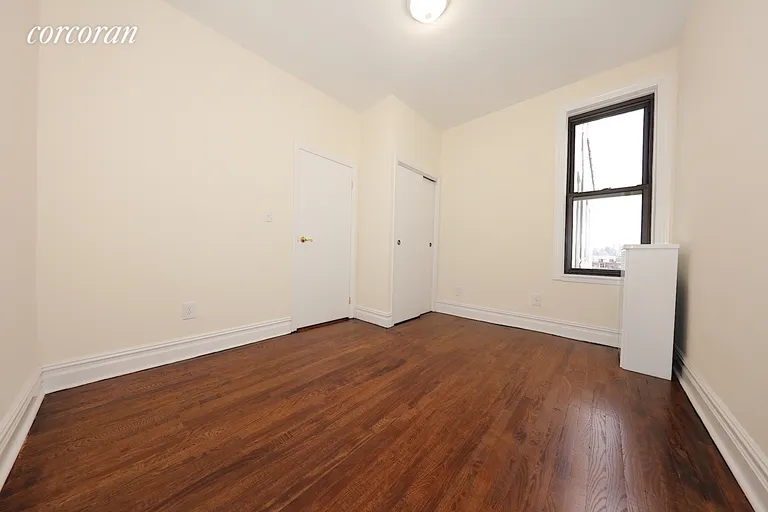 New York City Real Estate | View 30-90 38th Street, 4R | room 7 | View 8