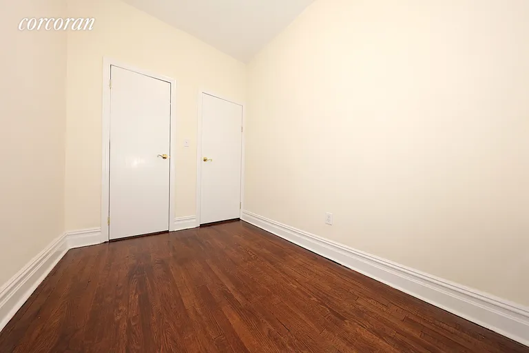 New York City Real Estate | View 30-90 38th Street, 4R | room 10 | View 11